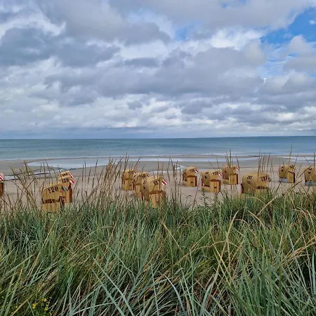 アパート Knurrhahn 3/1 *